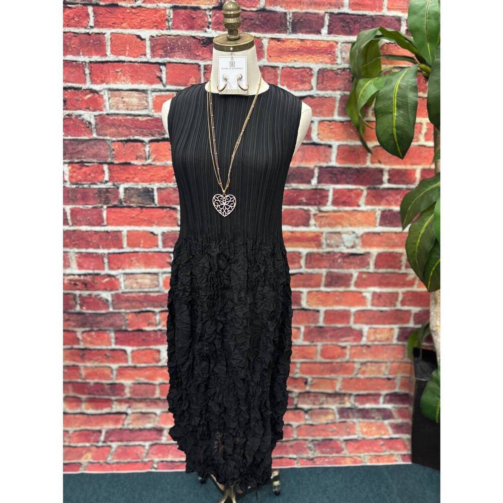 NEW VANITE COUTURE women's i must have midi dress in black